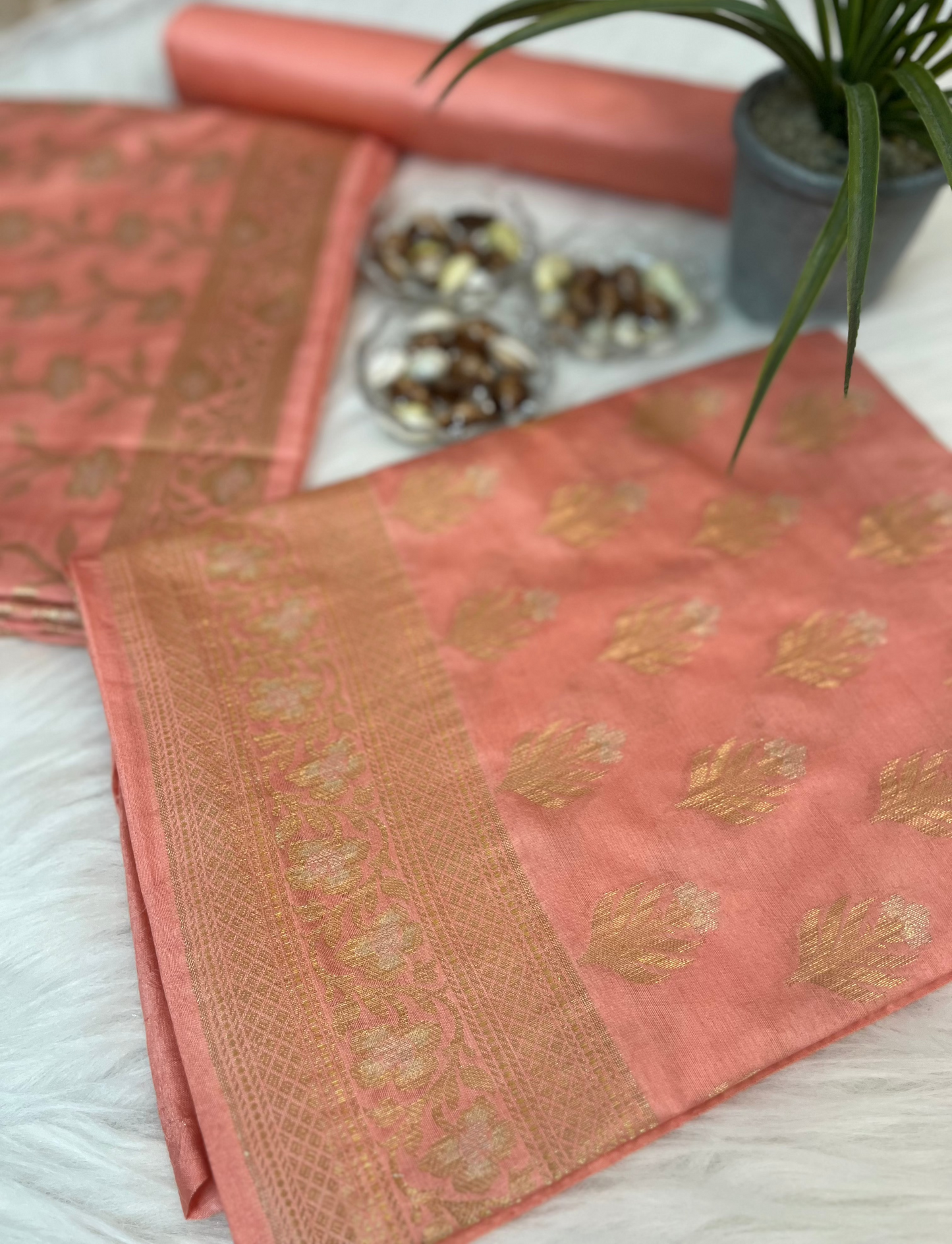 Peach Chiniya Banarasi Silk Suit Set