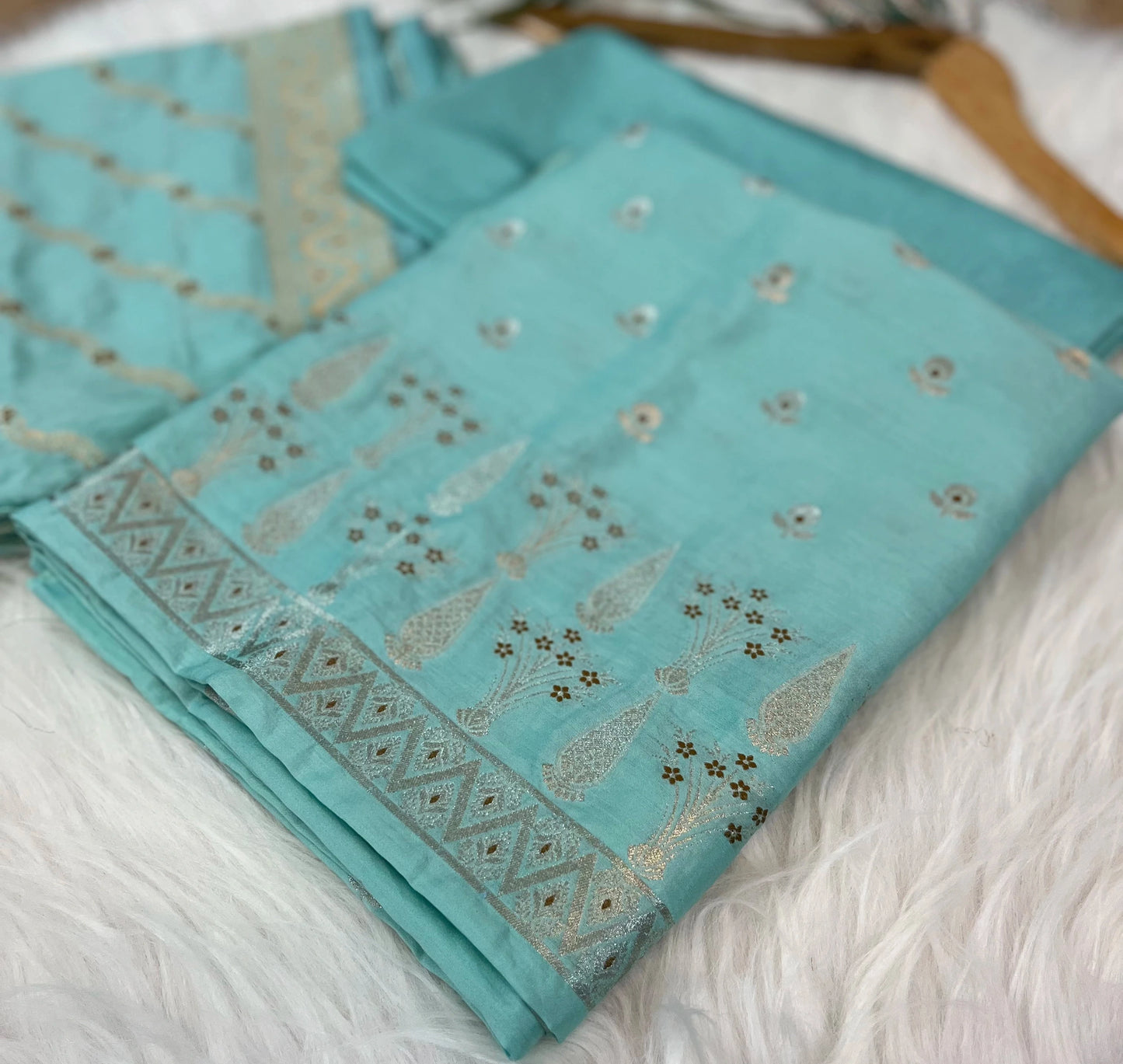 Aqua Blue Chiniya Banarasi Silk Suit Set